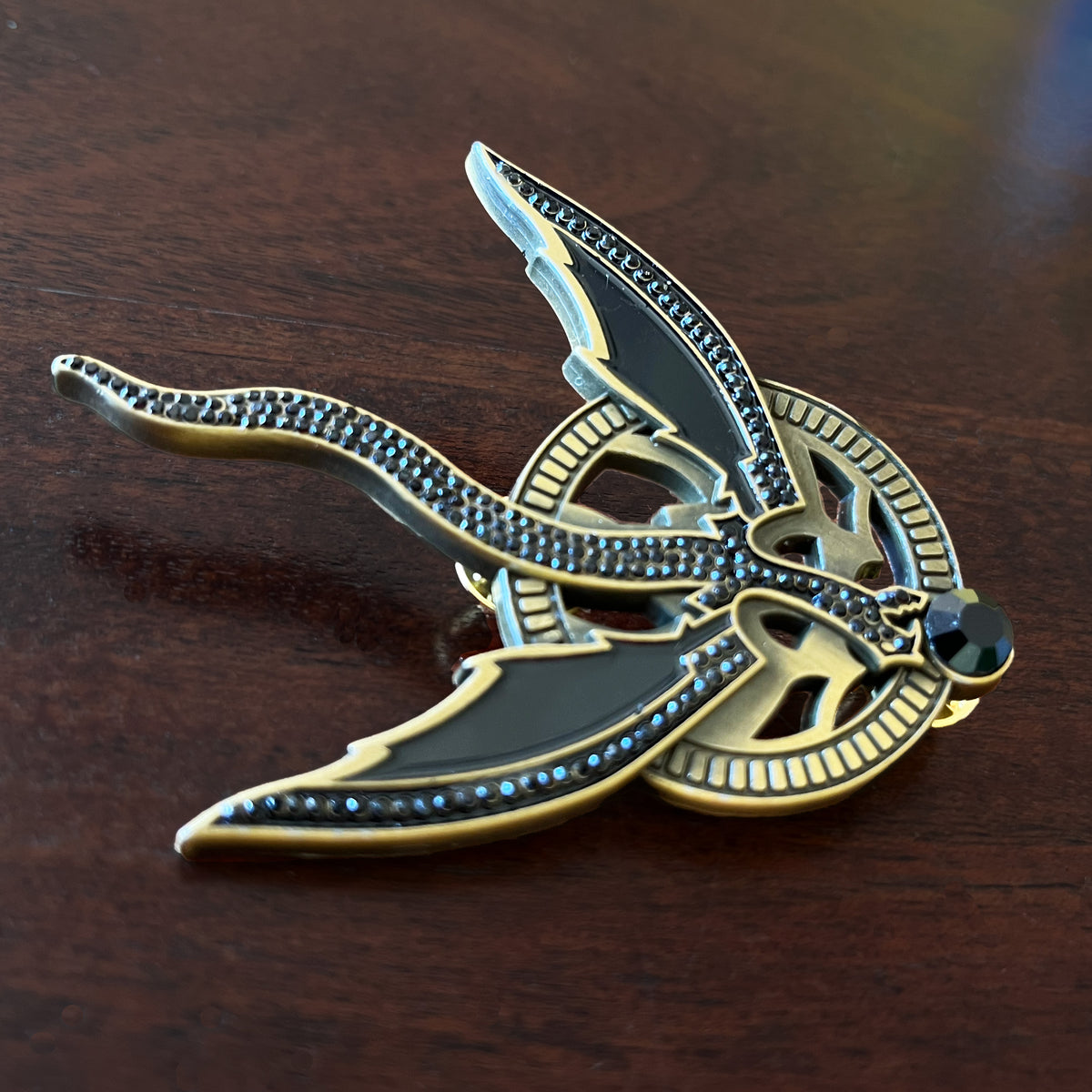 Zentharin Coin Zhentarim Pin (D&D) – Beadle & Grimm's Pandemonium Warehouse