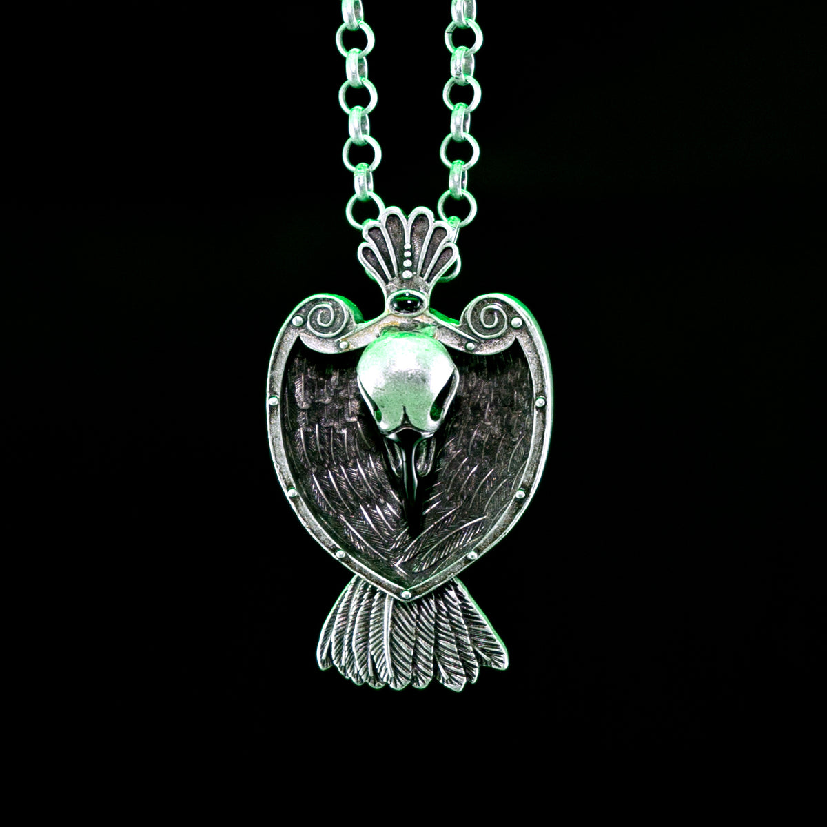 Mark of the Raven Pendant (D&D) – Beadle & Grimm
